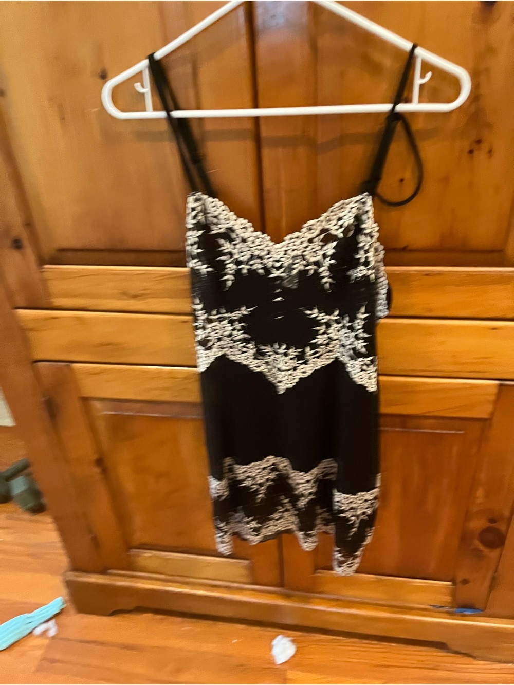 Black and White Lace-Print nightgown Women